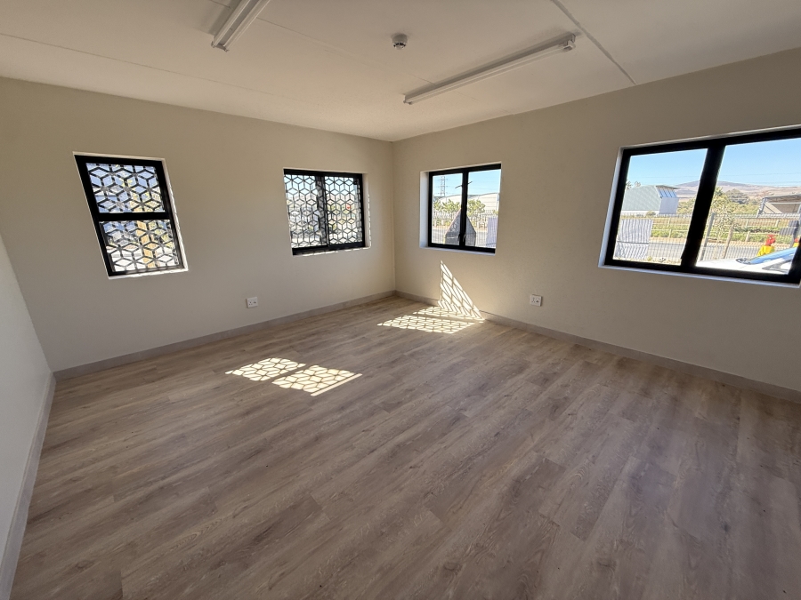 To Let Commercial Property for Rent in Rivergate Western Cape